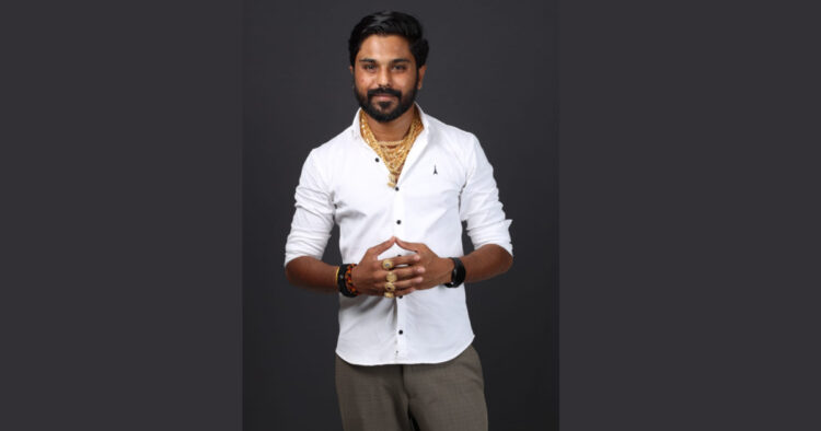 Rahul Borole, a young and dynamic social worker and politician, gained widespread recognition for his philanthropic work around Aurangabad