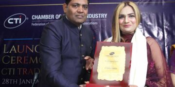 Dietician Shikha Aggarwal Sharma honored by Ram Niwas Goyal Delhi Legislative Assembly Speaker