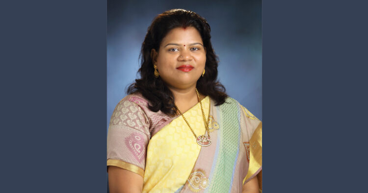 Meet Dr. Santhi Saravanan: An Accomplished Artist, Financial Advisor, and Inspirational Speaker